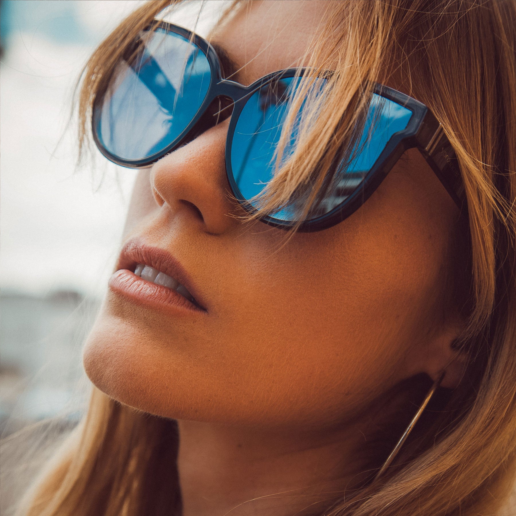 ハリウッドリージェンシー　ミラー Right Door Mirror (a1/l041) OEM 3W5857528 Bentley Continental